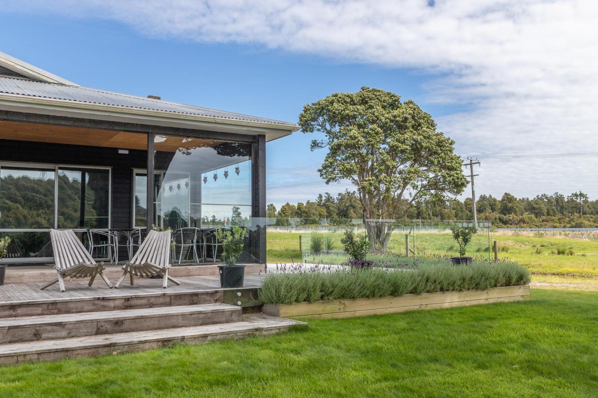 Riverstone House Camerons
